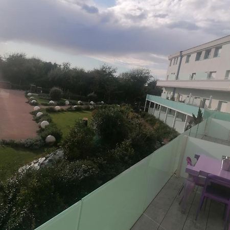 كالامْبْروني Appartamento A 20 Mt Dal Mare المظهر الخارجي الصورة
