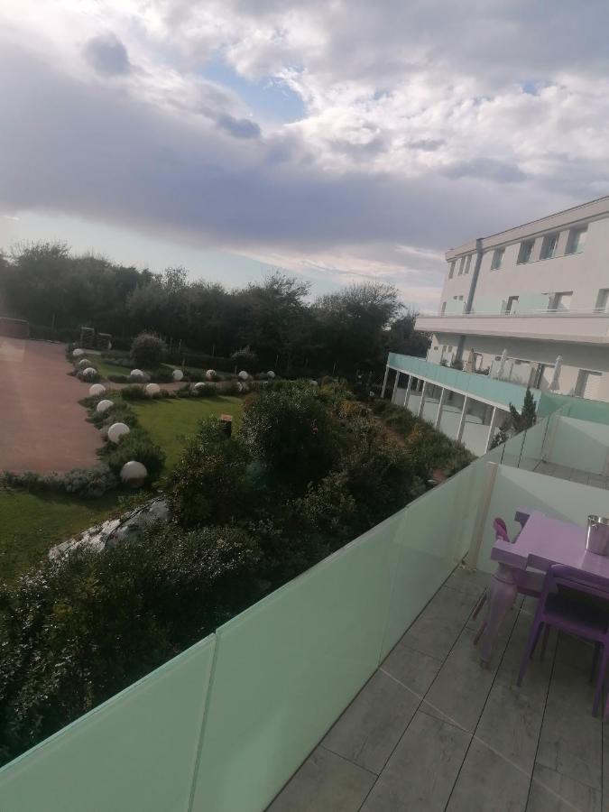 كالامْبْروني Appartamento A 20 Mt Dal Mare المظهر الخارجي الصورة
